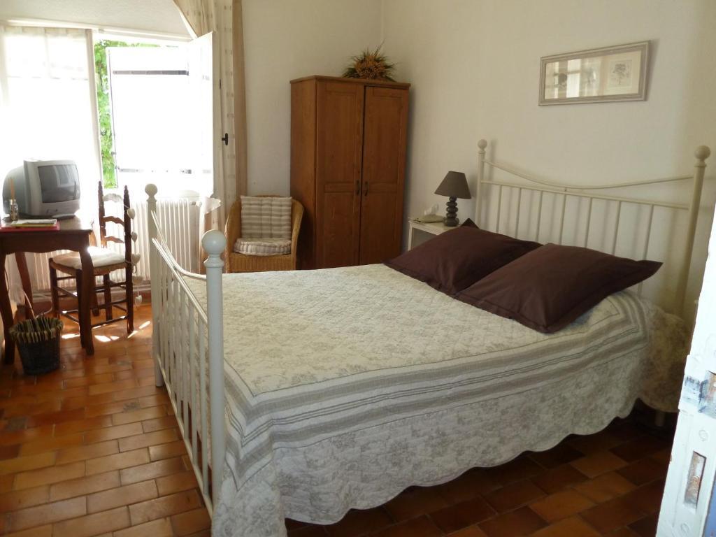 Mas De Valiguiere Hotel Saze  Екстериор снимка