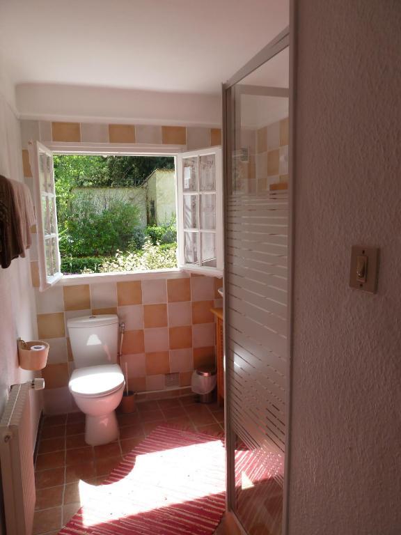 Mas De Valiguiere Hotel Saze  Стая снимка